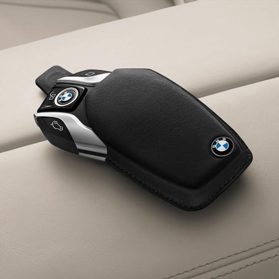 82292365436 bmw чехол